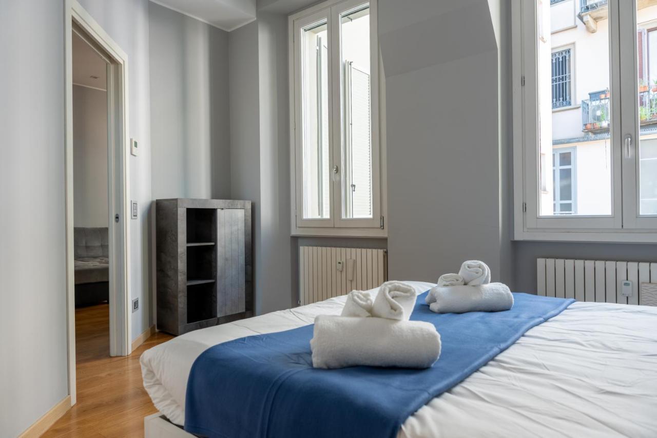 5 Min Duomo Luxury Home In Brera Design District Milan Bagian luar foto