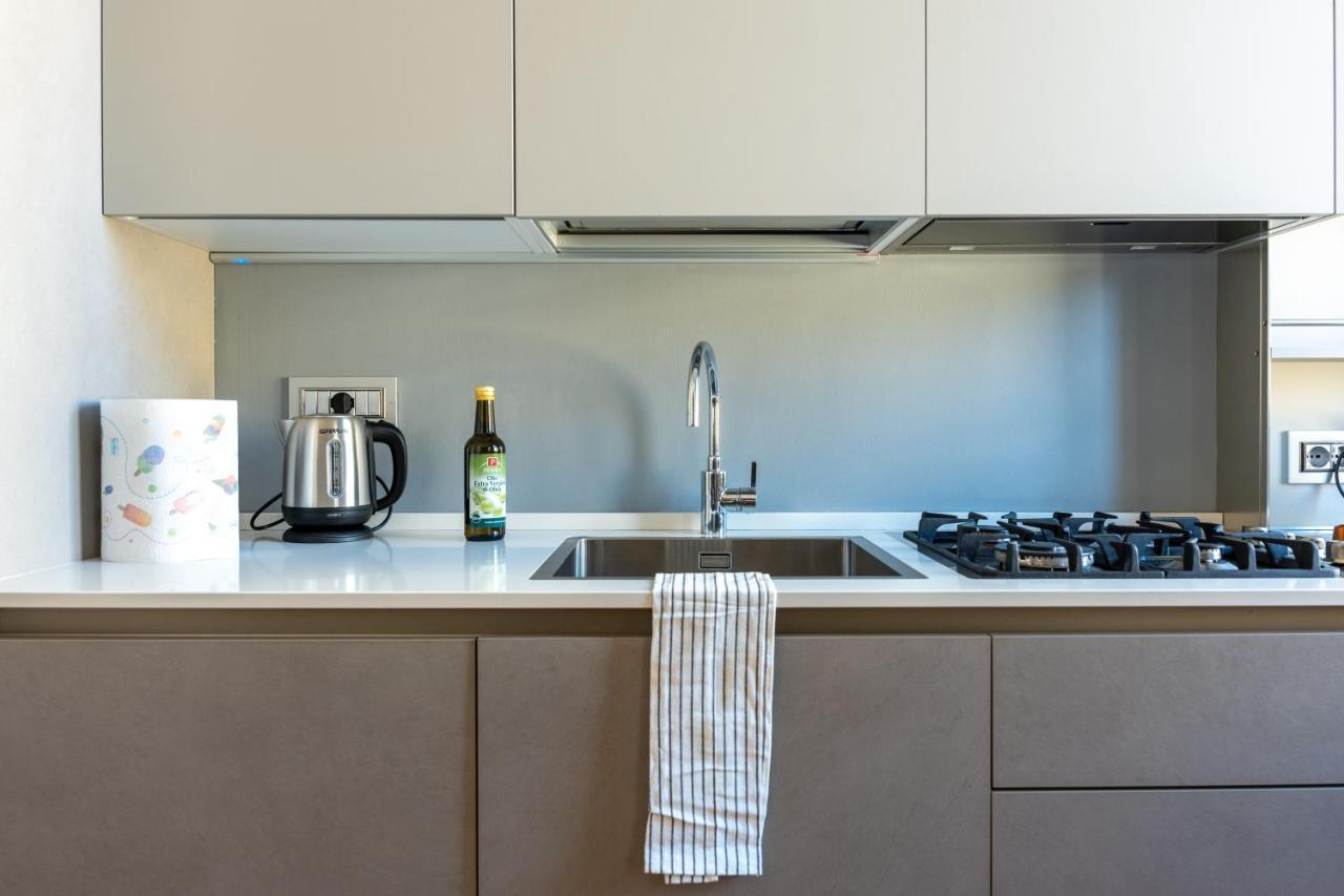 5 Min Duomo Luxury Home In Brera Design District Milan Bagian luar foto