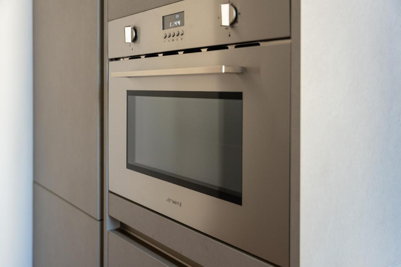 5 Min Duomo Luxury Home In Brera Design District Milan Bagian luar foto